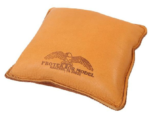 Protektor #18 Small Pillow Bag