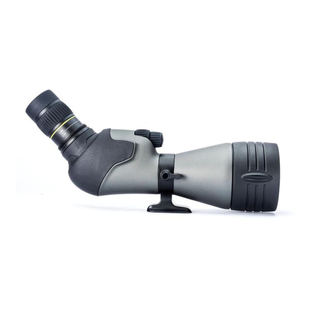 Vanguard Endeavor HD 82A Spotting Scope Starter Bundle
