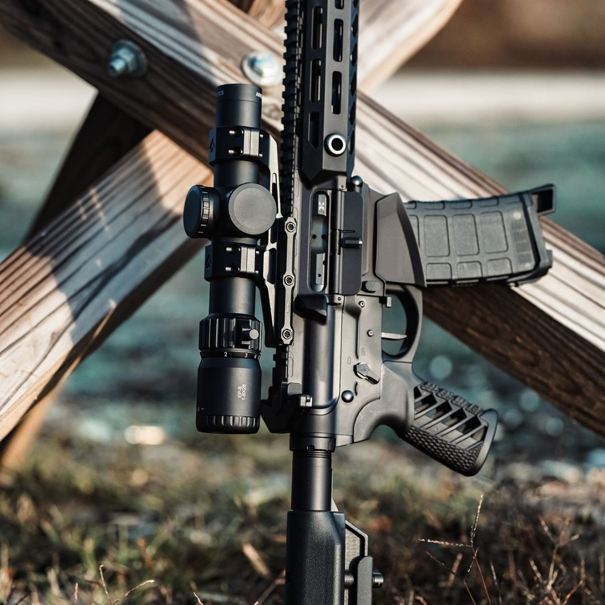 Arken Optics EP8 1-8x28 LPVO FFP KL BOX Illuminated Rifle Scope