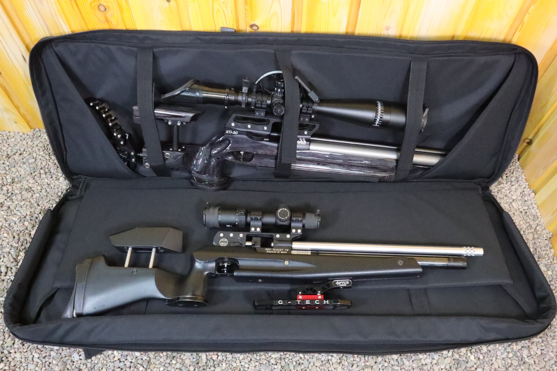 WIN A: ELLTECH Arida FT 48.5" Black Field Target Drag Bag & Rain Cover