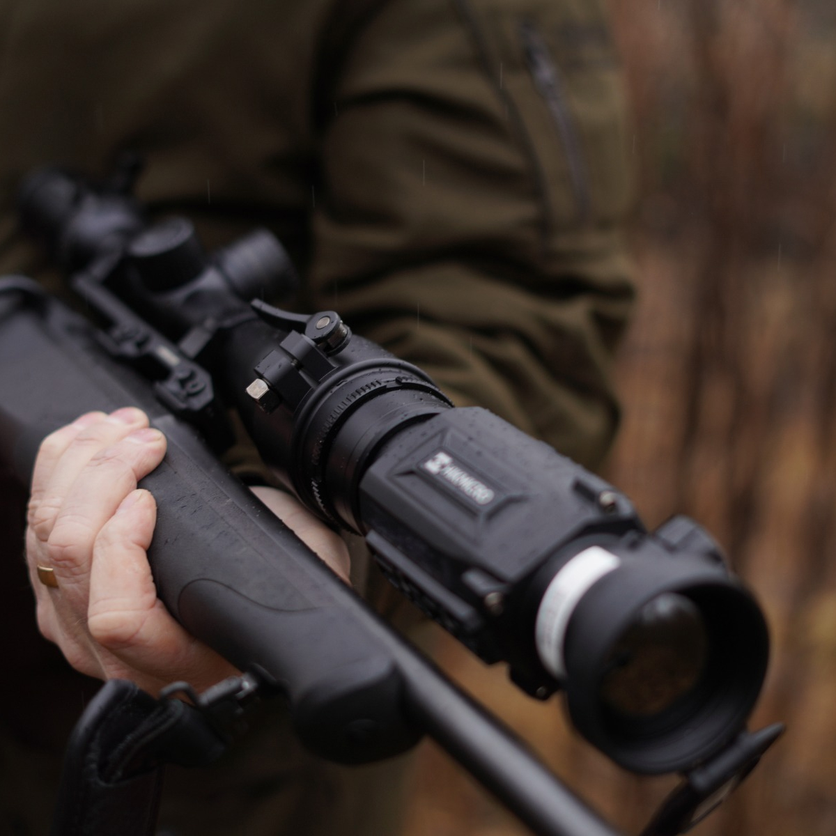 HIKMICRO Thunder 2.0 TH35C 3.0x 35mm 20mK 384x288px 12µm Smart Thermal Clip-On (w/ Free 40A, 50A, 56A, or 62A Scope Adaptor)