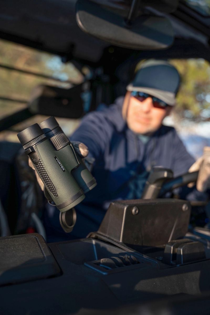Vortex Triumph HD 10x42 Binocular - With Glass Pak
